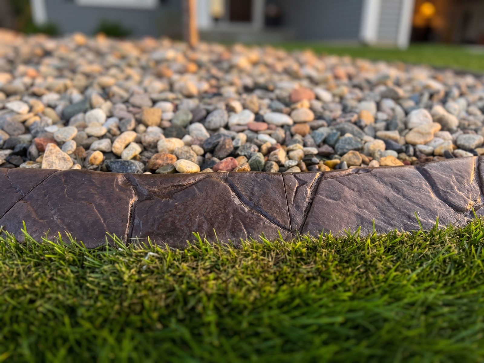 Decorative concrete curbing
